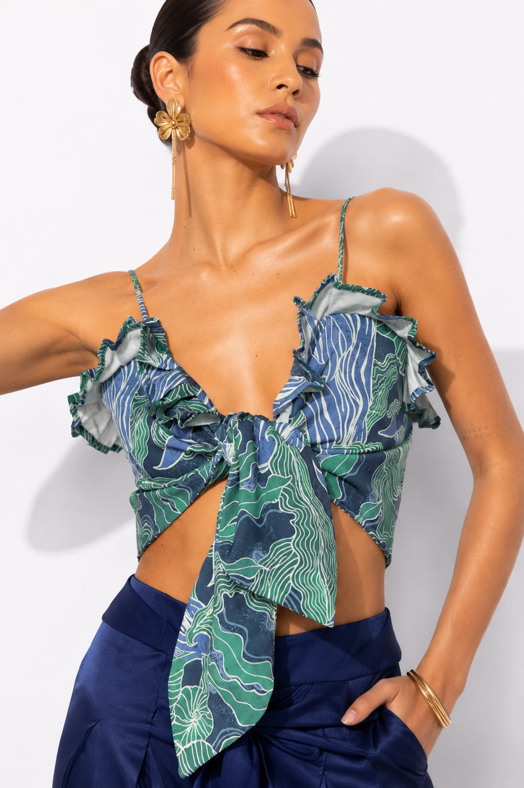 Top Farid Estampado Ballenas
