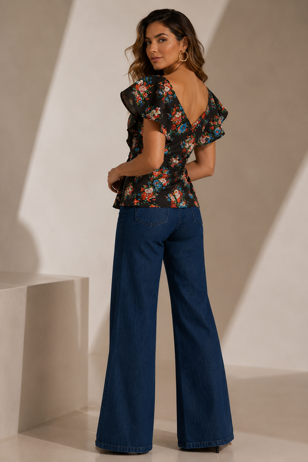 Blusa Alika Estampado Negro Flores