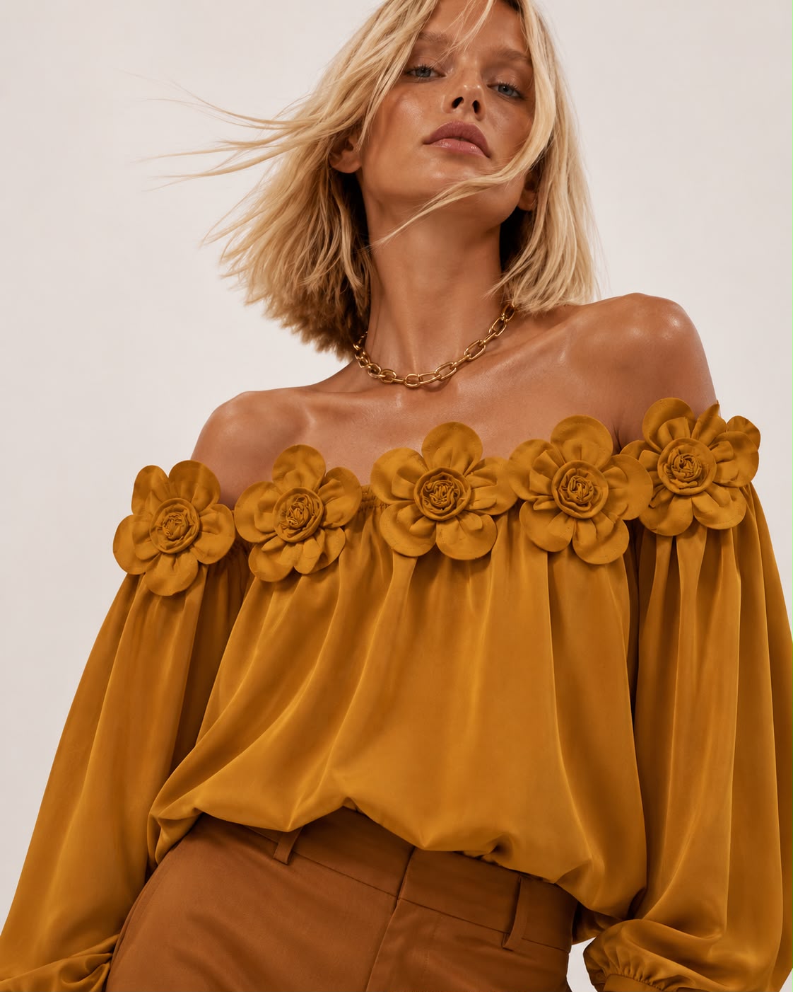 Blusa Magnoleah mostaza