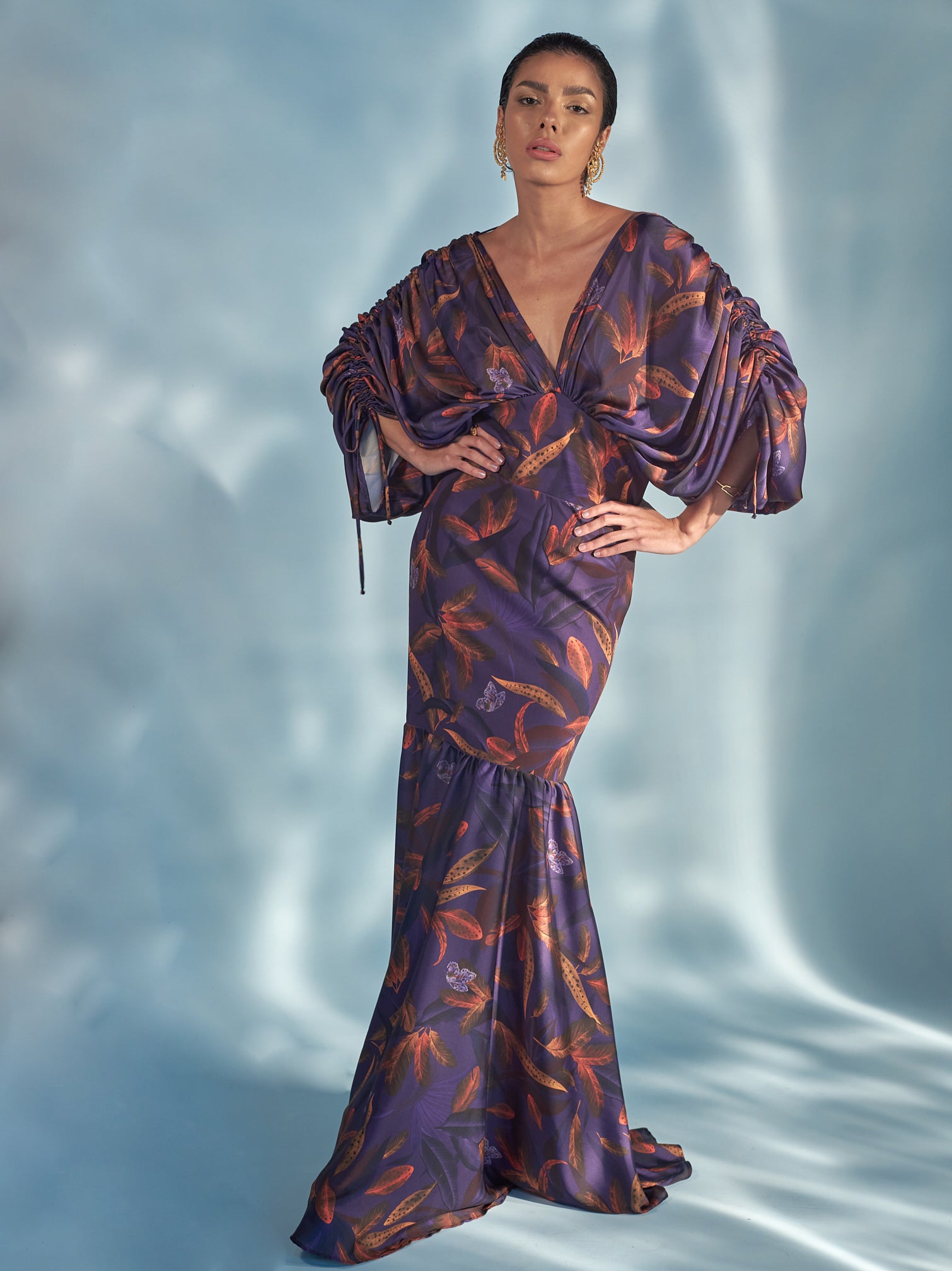 Vestido Musk Estampado Multi Plumas Morado